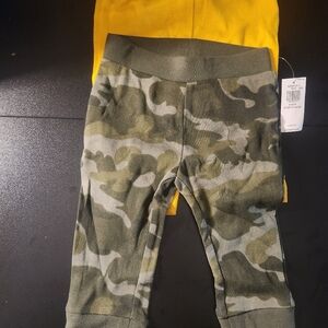 2 Pack of 6-12 Month Baby OLD NAVY Bottoms